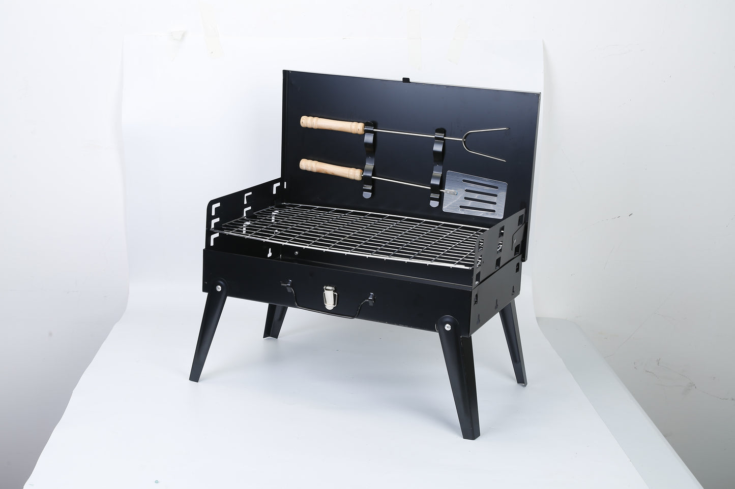 1Pc 16.7x10x17.7in Portable Charcoal Grill Foldable BBQ Suitcase Grill Shelf For Outdoor Camping Picnics Garden Grilling Fedex Shipping